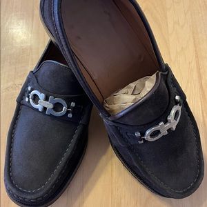 Salvatore Ferragamo Brown Suede Loafers Sz 7.